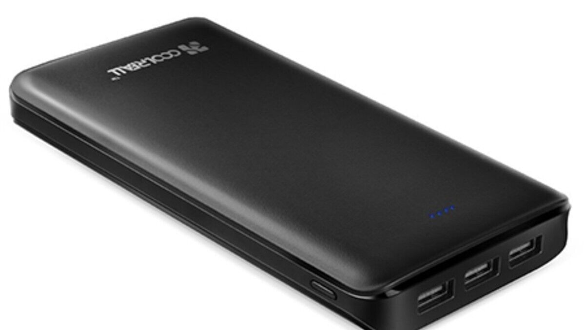 Coolreall Power Bank 20000 mAh, Slim & Light Portable Charger, Black