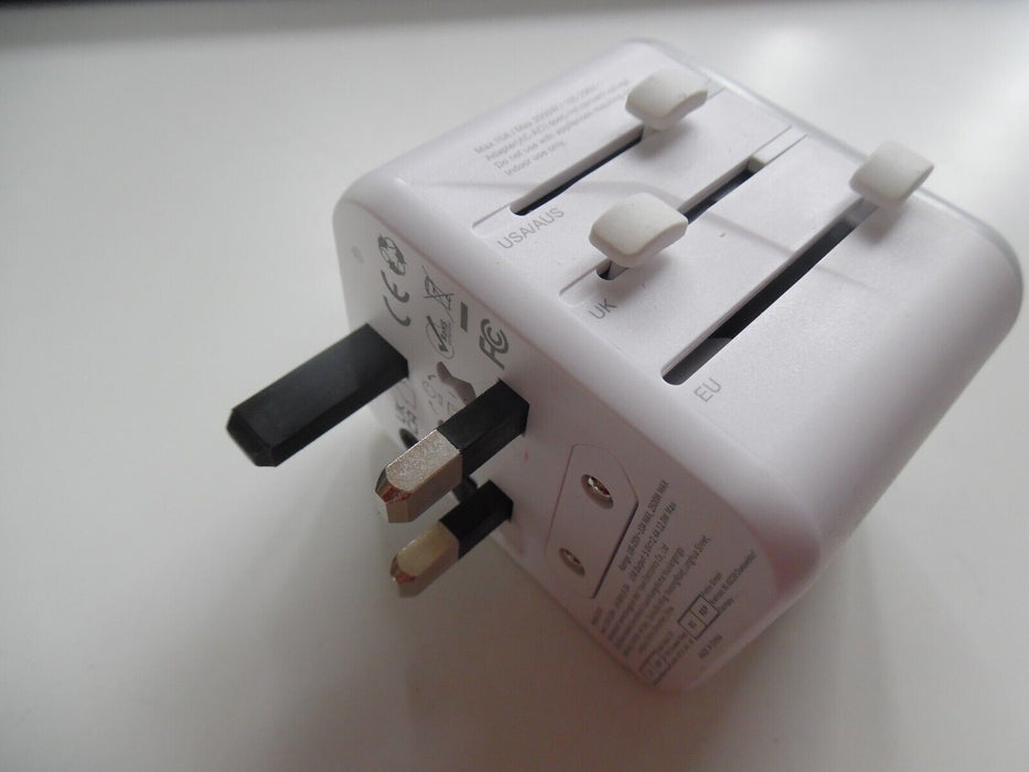 fst travel plug 637a UK EU USA/AUS adapter