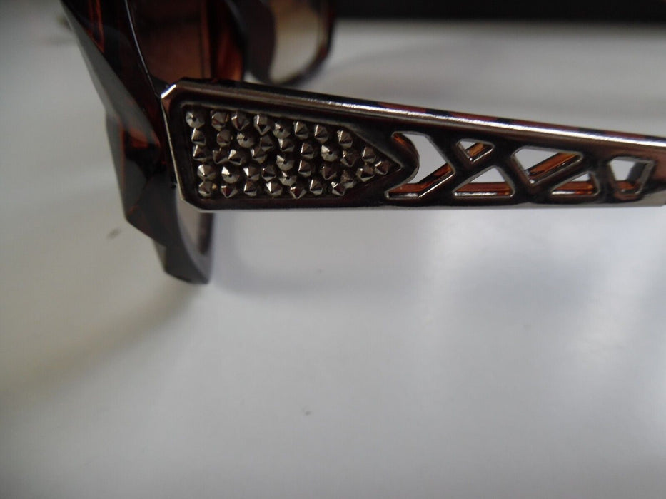 brown fashion sunglasses polarized