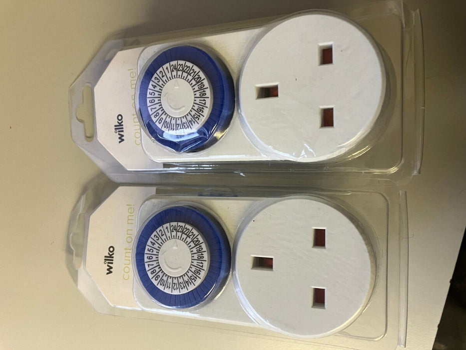 2pc Wilko 24 Hour Mains Plug-In Timer Switch Time Clock Socket UK 3 Pin Adapter