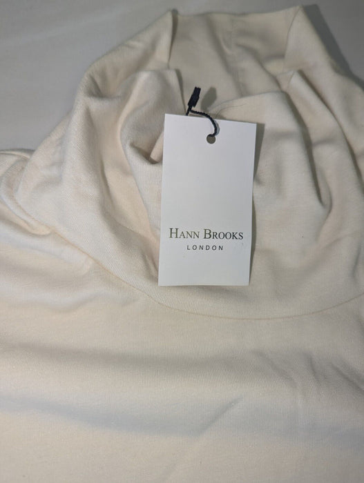 Hann Brooks London White Turtle Neck Medium