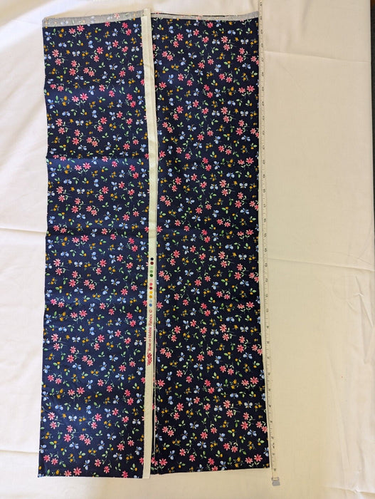 Rose & Humble Fabric - Floral Design 60x45"