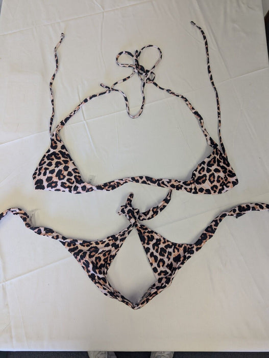 SHEIN Swim Summer Beach Leopard Print Crisscross Halter Bikini Set