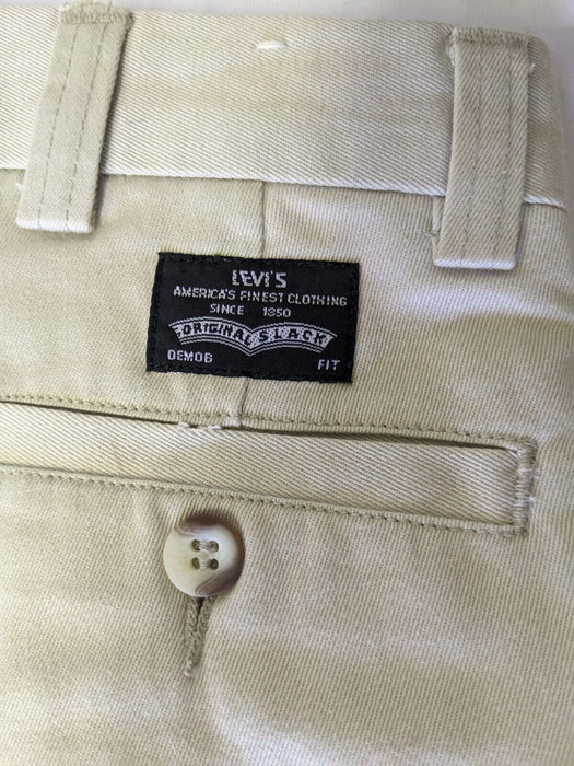 Levi Roll-Up Chinos Beige Size 28W 32L