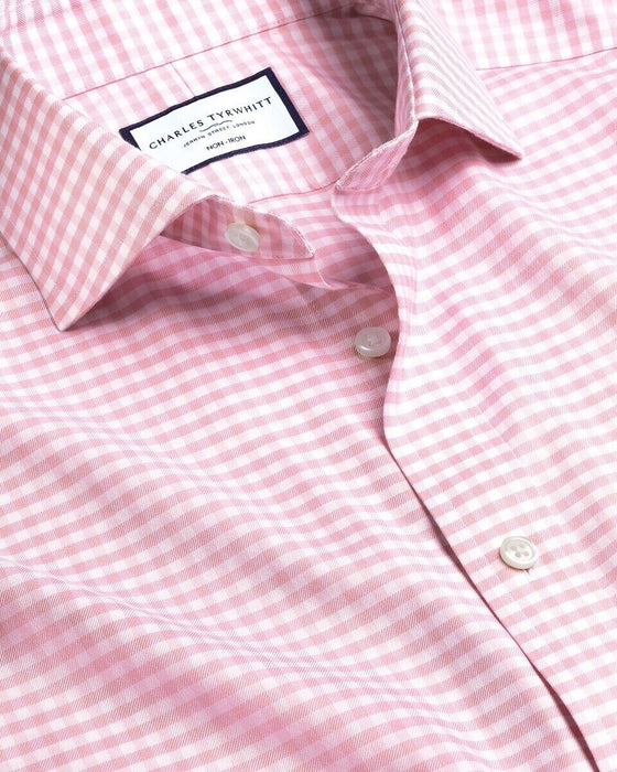 Charles Tyrwhitt Slim Fit Pink Gingham Non-Iron Twill Cutway Shirt Slim Fit