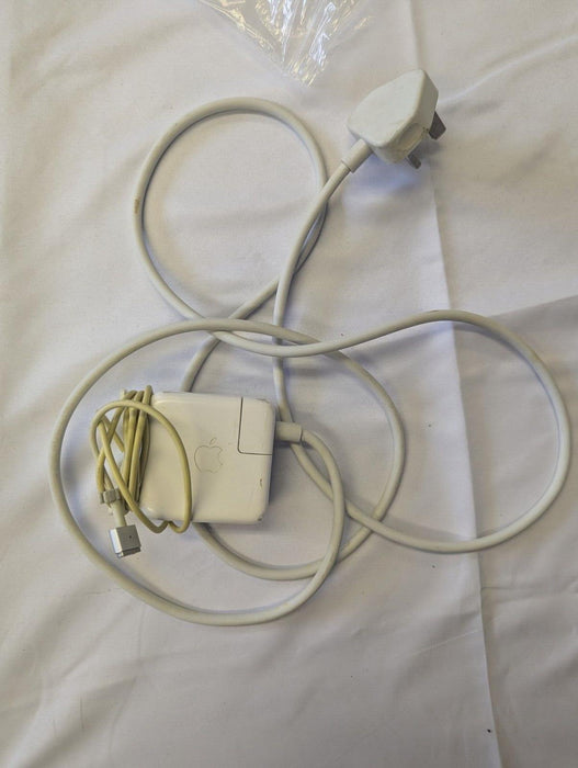 Apple Power Adapter Macbook Air (older models)