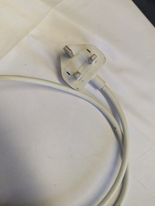 Apple Power Adapter Macbook Air (older models)