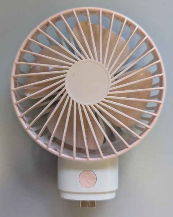 Desk Top USB Fan - Sold as seen