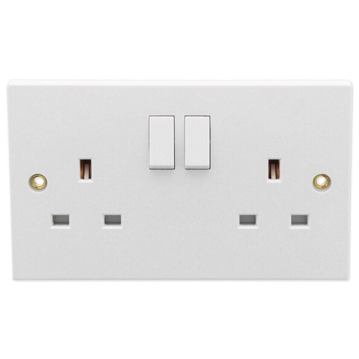 2 GANG PLUG SOCKET 13 Amp Double Wall Mount Switched Outlet White Plastic Plate